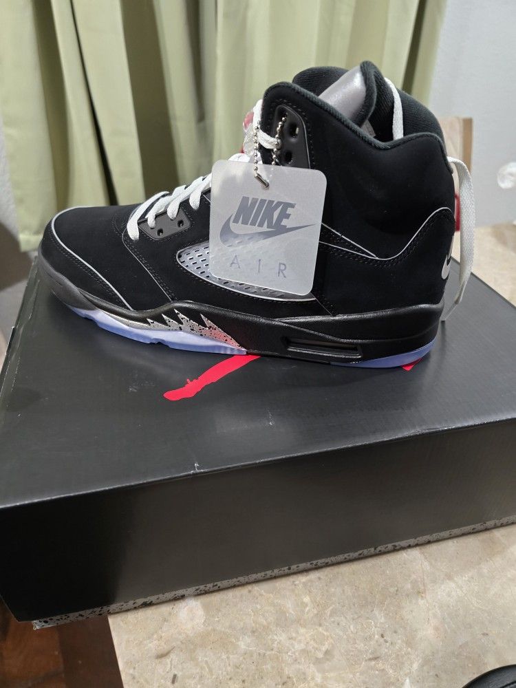 Jordan 5 Sz 10.5 Brand New