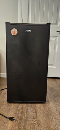 Black mini fridge