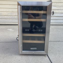 Koldfront 12 Bottle Wine Cooler 
