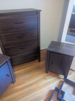 Dresser and matching end tables