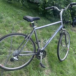 Specialized HYBRID TALL FRAME BICYCLE 27” tires 22” frame bike tires are brand new 