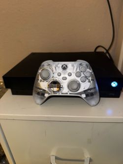 Xbox One X Console