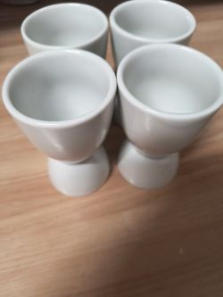 1950's POUCHED EGG HOLDER SET