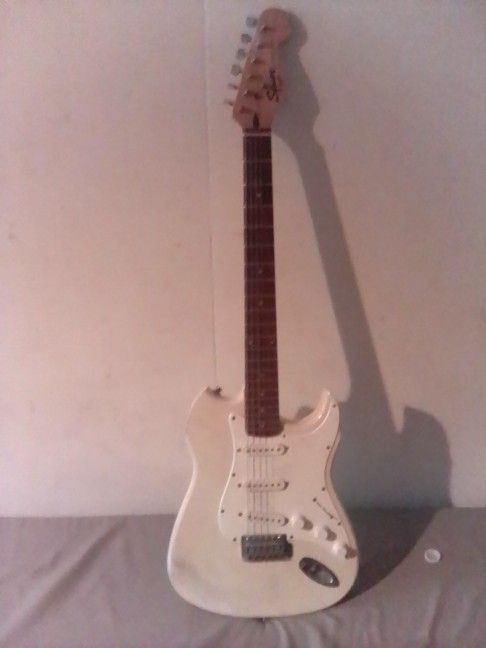 Squire Fender Stratocaster