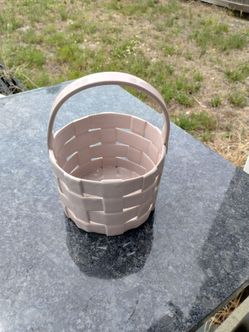 Woven ceramic basket planter