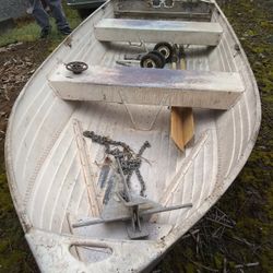 Aluminum boat