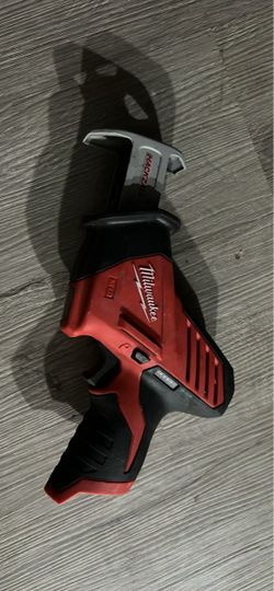 Milwaukee 12volt saw Zall Tool Only