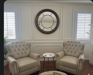 Raschella Collection Large Round Decorative Wall Mirror