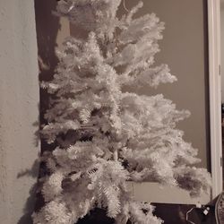 White Christmas Tree