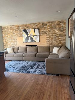 FREE DELIVERY 🚚 Oversized Modern Sectional Sofa