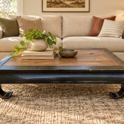 Vintage Chinese black Lacquer coffee Table 