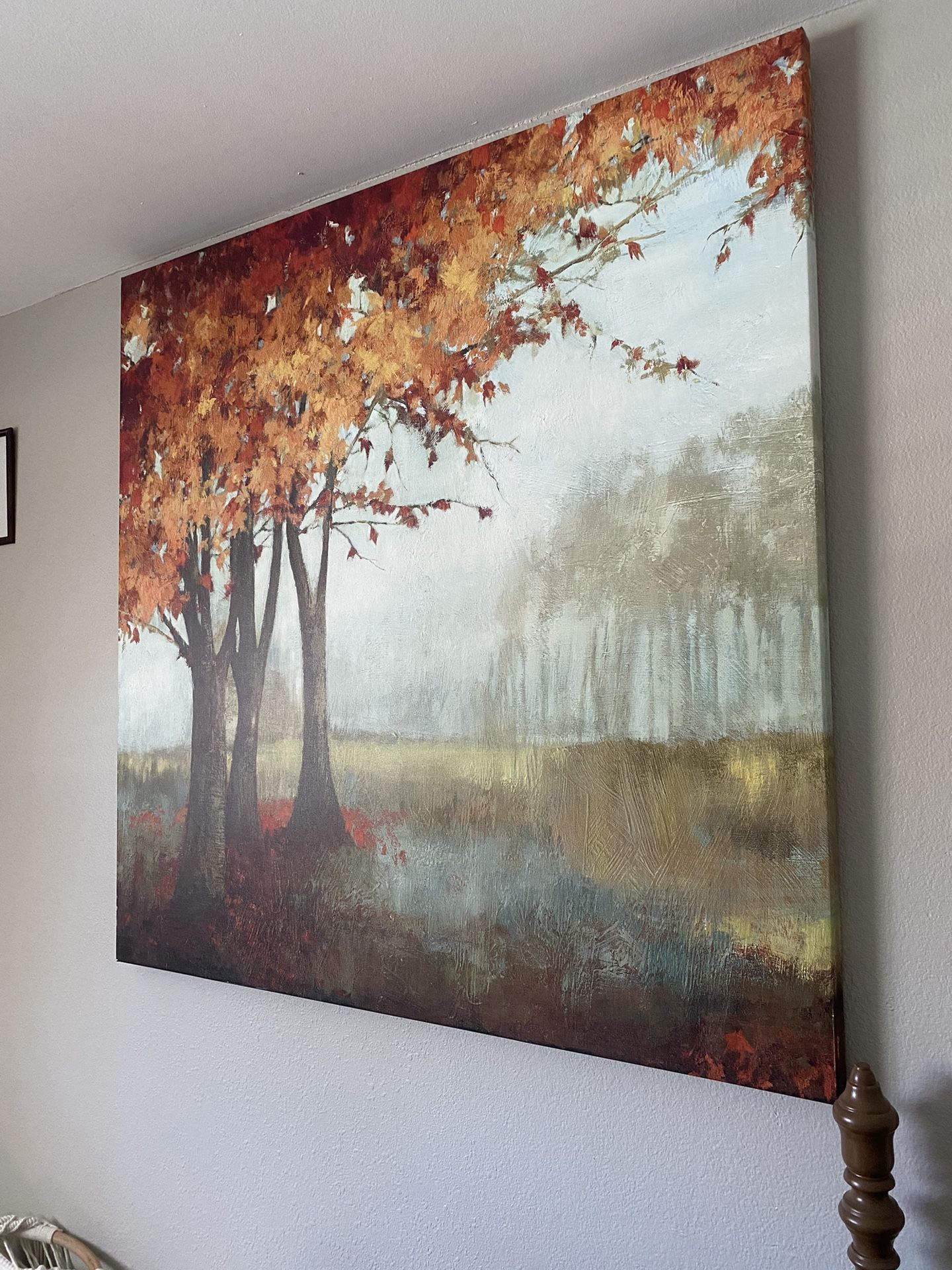 Decorate Frame And Vintage Lamp