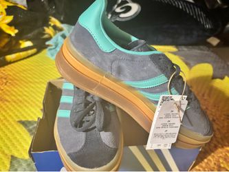 Brand new Adidas gazelle’s