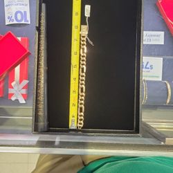 8" 14k Tested 40.3g Gold Bracelet