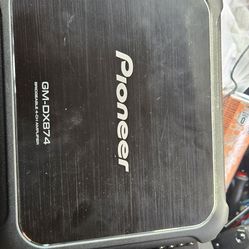 Pioneer GM-DX874 4 channel amp
