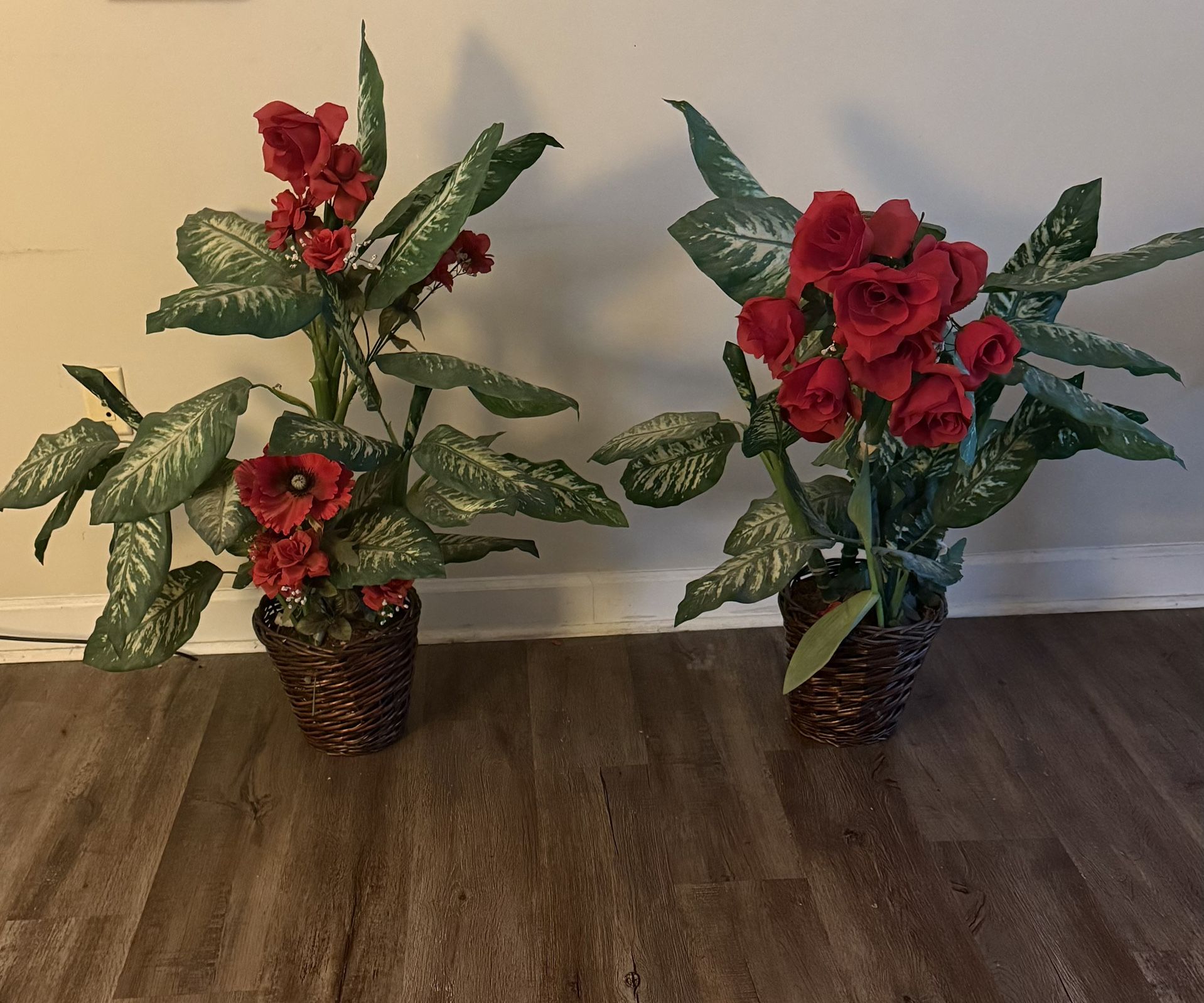 Artificial Tower Roses