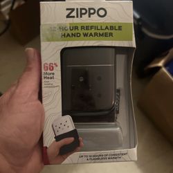 *NEW*Zippo 12-Hour Black Refillable Hand Warmer. Lighter fluid- flameless burner