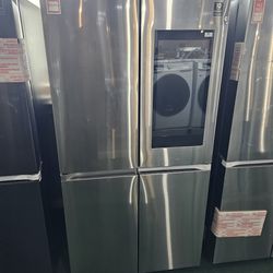 Samsung 4 Door Family Hub Refrigerator Stainless New 