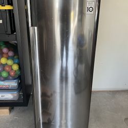 LG Standing Freezer