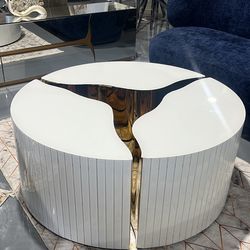 ROUND DESIGN COFFEE TABLE WHITE GLOSSY GOKD