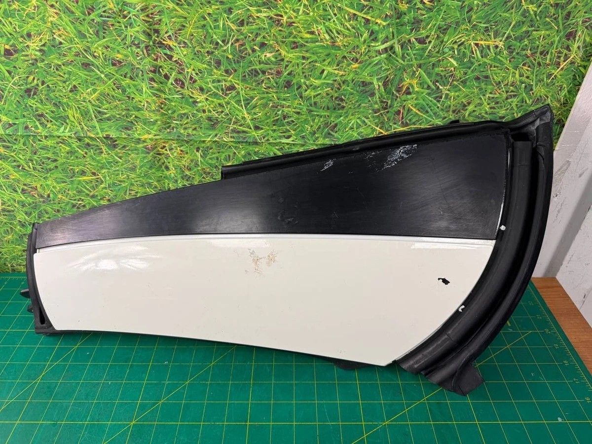 12-16 Mercedes R172 SLK250 Convertible Top Left C Pillar Brace Support