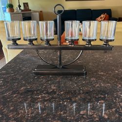 Decor 6 cup centerpiece