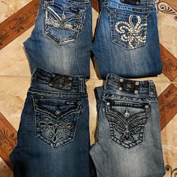 Miss Me Cowgirl Jeans👖👖👖👖
