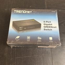 TRENDnet  8 Port gigabit Switch  TEG-S82g