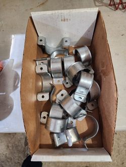 1 1/4" Pvc Pipe Straps