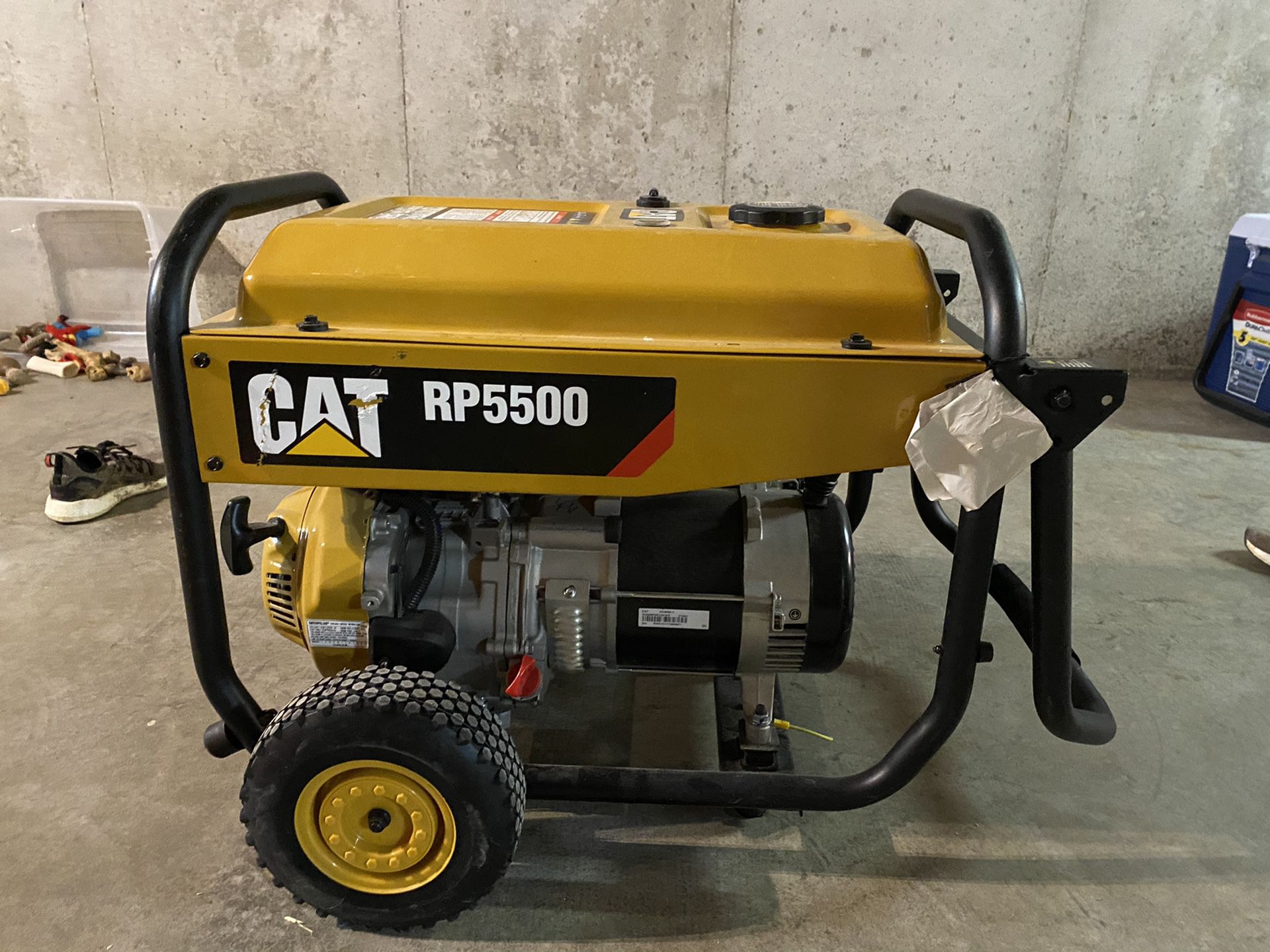 CAT gas powered generator 5500 watt ...6500 watt peak