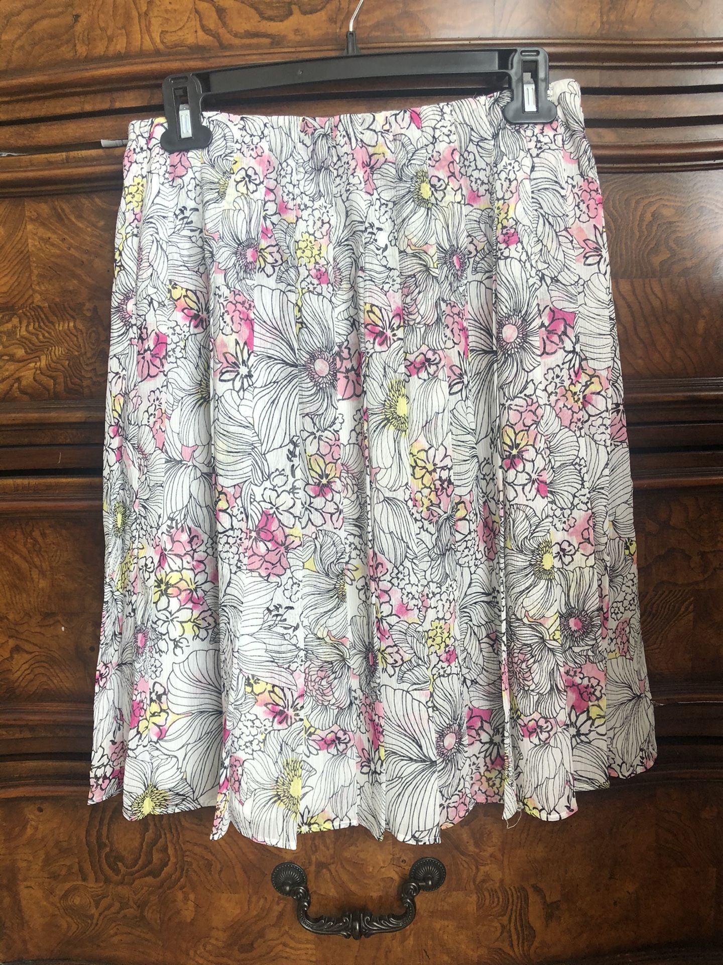 Tommy Hilfiger skirt Womens size 6