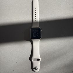 Apple watch SE 2nd Gen