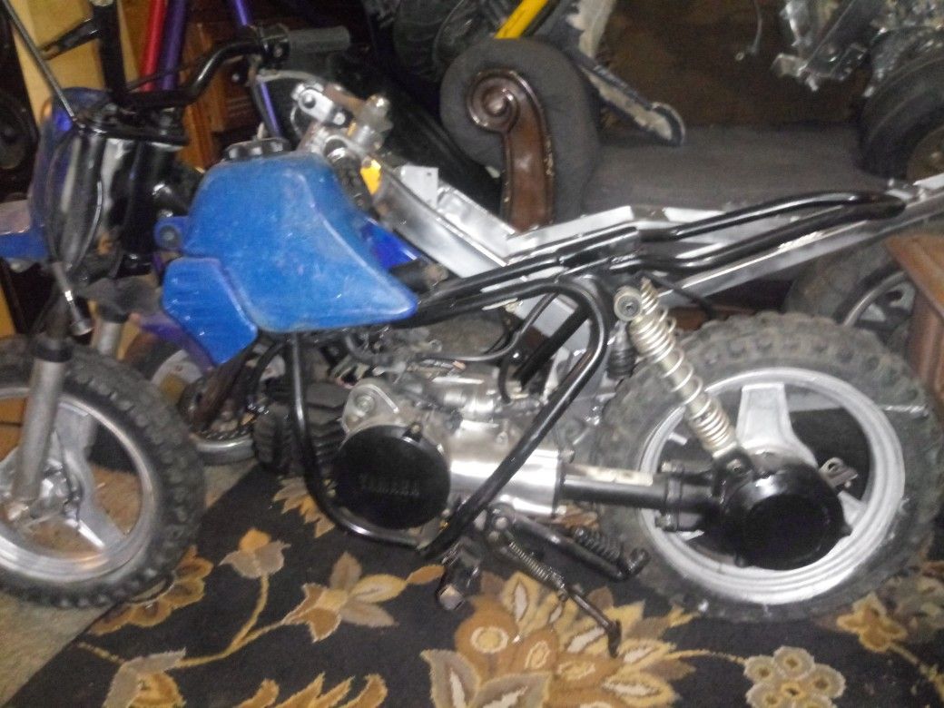 Yamaha 50 300 mini bike cash only.