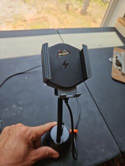 ArmorAll Wireless Phone Charger