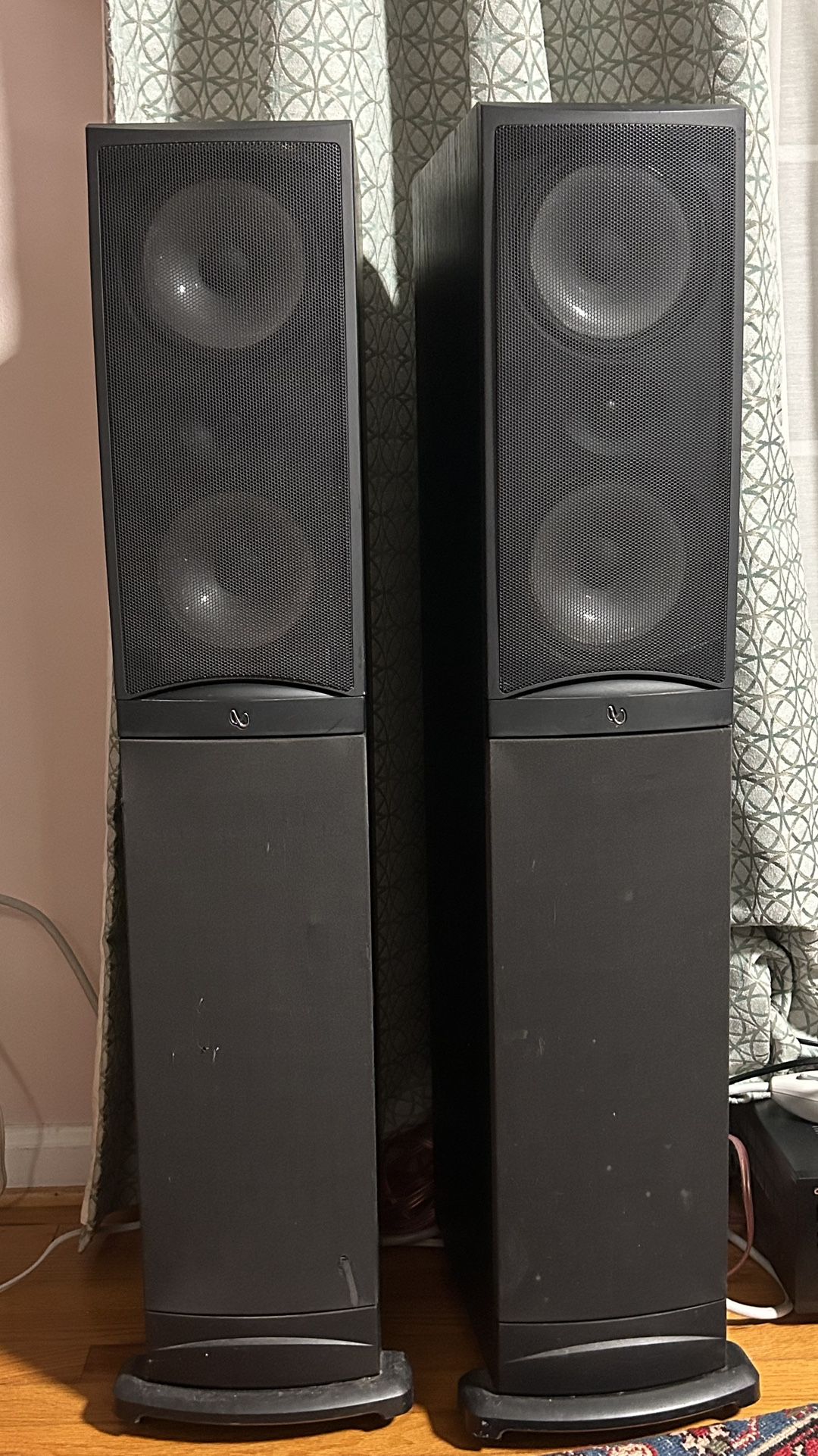 Pair of Infinity Speakers +ONKYO Stereo Receiver