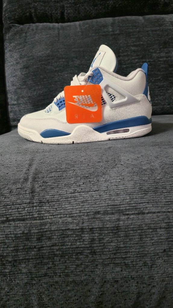 Jordan 4 Militar