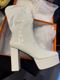 Halloween white boots