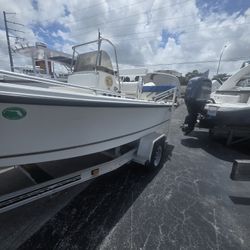 2002 Mako 18