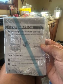 Brother P-Touch PT-1880 Label Maker + Extra Label Tapes & Manual – Excellent Condition