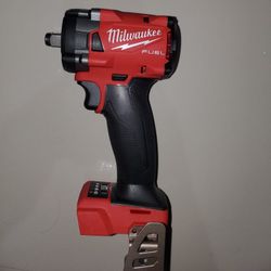Milwaukee M18 FUEL GEN-3 18V Lithium-Ion Brushless Cordless 1/2 in. Compact Impact Wrench with Friction Ring 