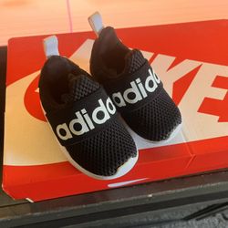 BABY ADIDAS 