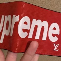 Supreme Louis Vuitton Epi Red Wallet 