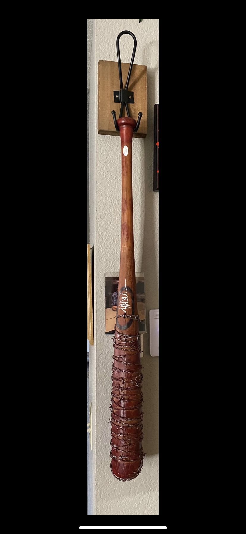 Negan Bat Autographed Jeffrey Dean Morgan