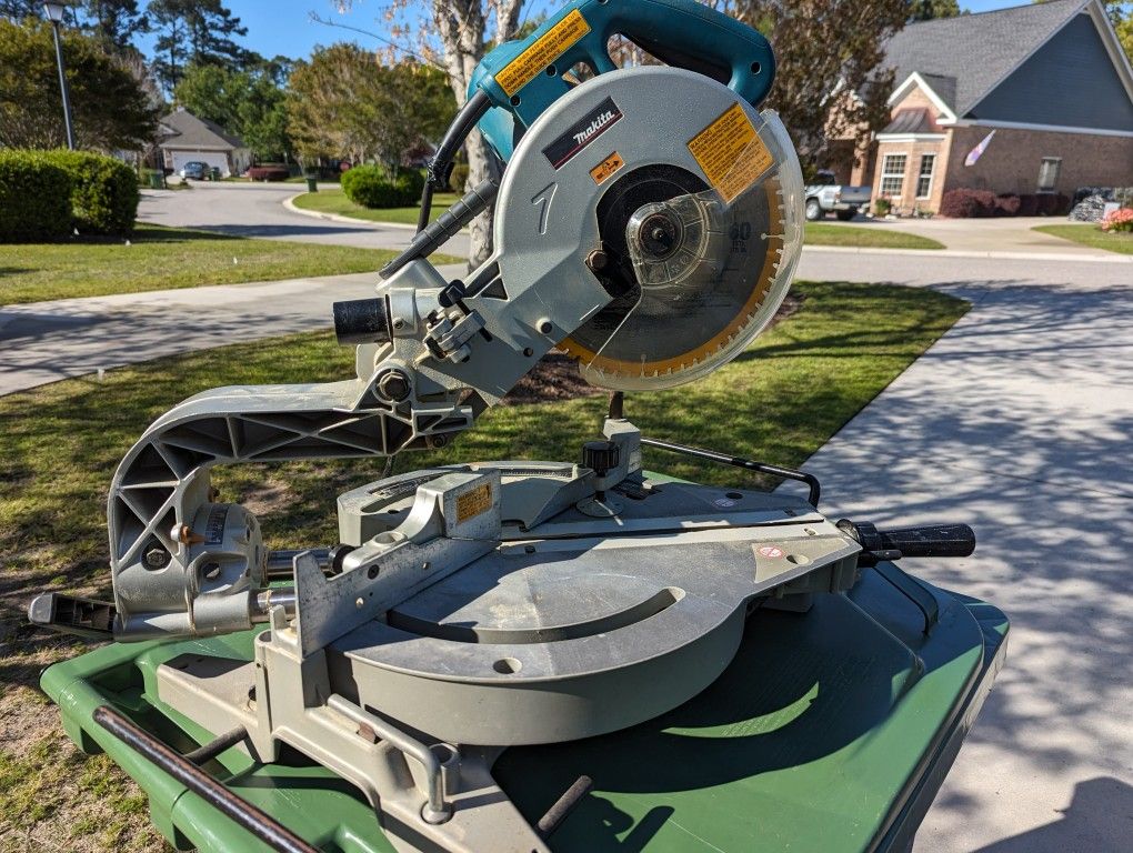 Makita Miter Saw