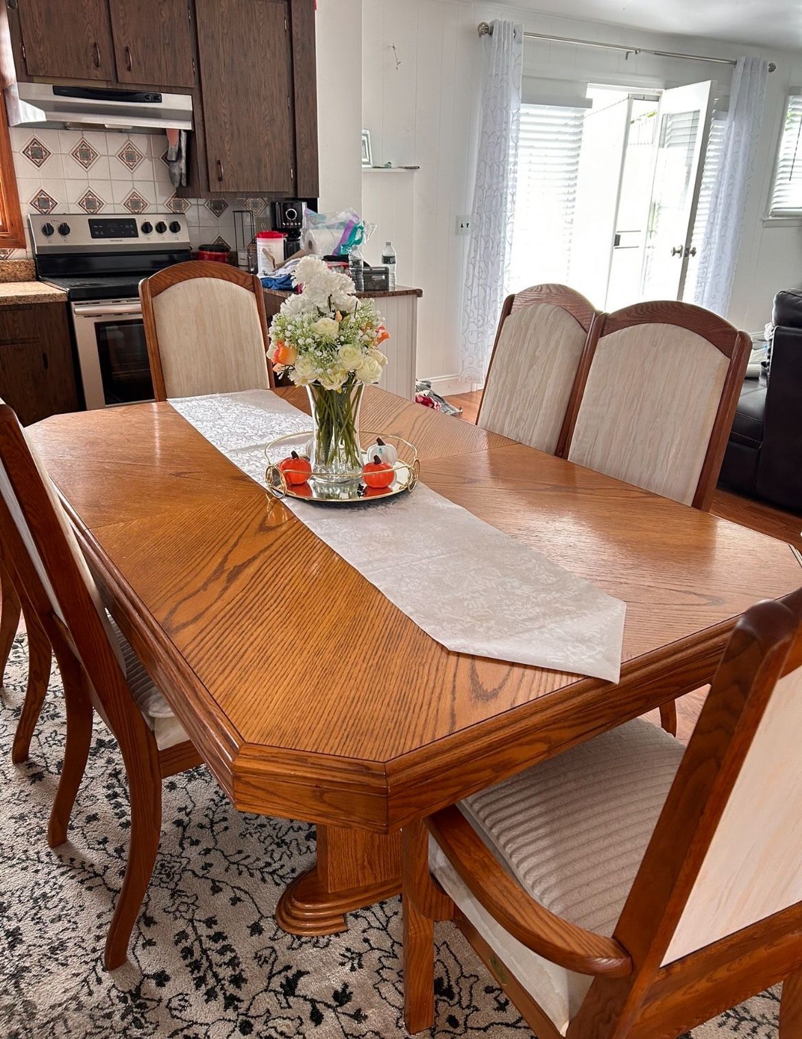Dining Table And 6 Chairs