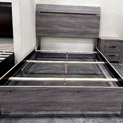 Queen Size Barn Platform Bed With Orthopedic Included 