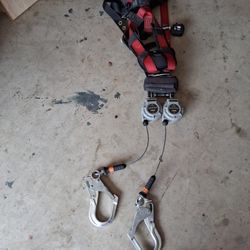 Fall tech 9' Fall Prevention Full Harness With Two Safety  Yo Yo's