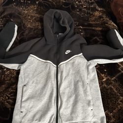 Nike Tech Hoodie 