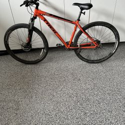 Trek Xcaliber 6 ,19.5 Inch