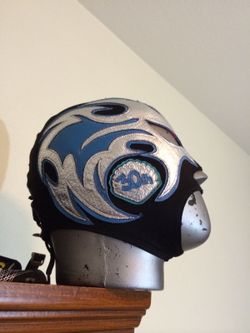 30th anniversary Long Beach Marathon mask.